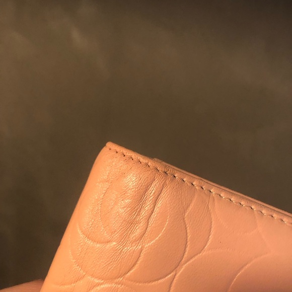 Chanel camellia bifold wallet - Picture 11 of 12